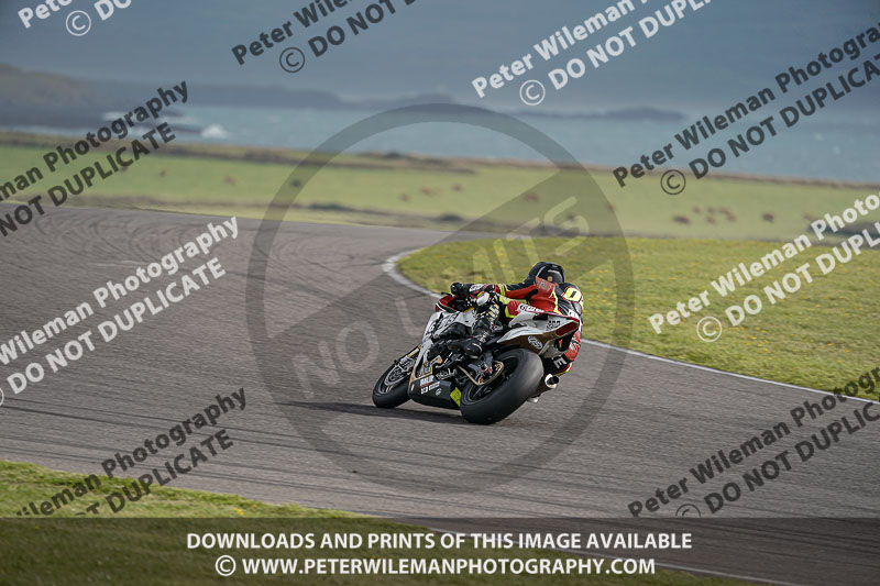 anglesey no limits trackday;anglesey photographs;anglesey trackday photographs;enduro digital images;event digital images;eventdigitalimages;no limits trackdays;peter wileman photography;racing digital images;trac mon;trackday digital images;trackday photos;ty croes